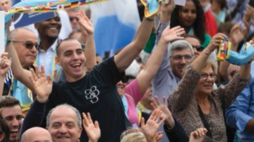  Cinquantamila fedeli in piazza San Pietro  QUO-232