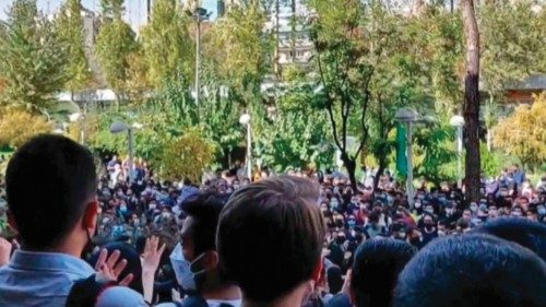 This grab taken from a UGC video made available on the ESN platform on October 10, 2022 shows ... This grab taken from a UGC video made available on the ESN platform on October 10, 2022 shows ...