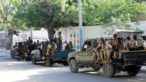  Somalia: 200 al-Shabaab uccisi  in un’operazione dell’esercito  QUO-233