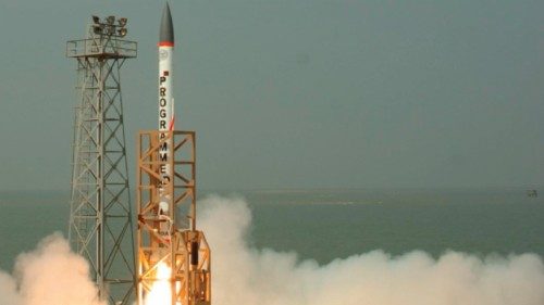  L’India lancia un missile balistico da un sottomarino nucleare  QUO-237
