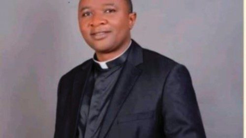  Un altro sacerdote rapito nell’Anambra  QUO-239