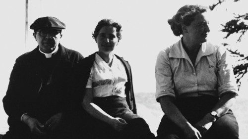 Non meno di tre minuti e non più di cinque QUO-241 Non meno di tre minuti e non più di cinque QUO-241