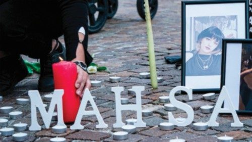 Manifestazione solidarietà per Mahsa e tutte le donne iraniane vittime del repressione governo Iran ... Manifestazione solidarietà per Mahsa e tutte le donne iraniane vittime del repressione governo Iran ...