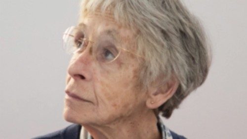 Una riflessione sul perdono con la sapienza e l’umanità di Giorgia DCM-011 Una riflessione sul perdono con la sapienza e l’umanità di Giorgia DCM-011