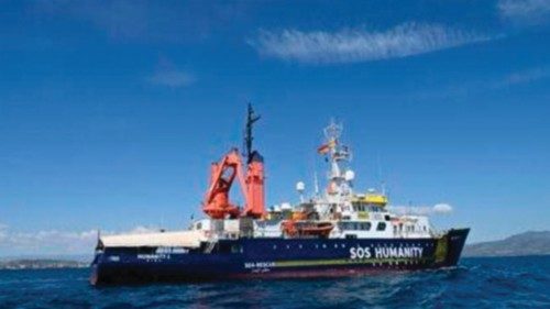 La Francia pronta ad accogliere parte dei migranti sulle navi di ong QUO-252 La Francia pronta ad accogliere parte dei migranti sulle navi di ong QUO-252