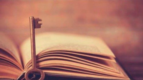 In una mano il Vangelo nell’altra il giornale QUO-254 In una mano il Vangelo nell’altra il giornale QUO-254