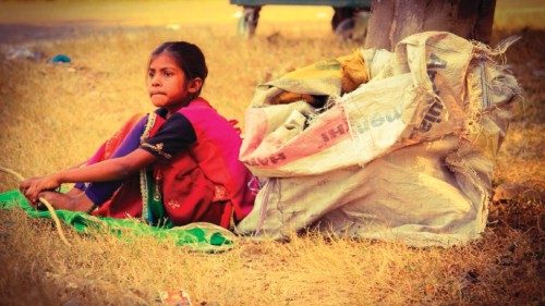 Clima: ai Paesi poveri servono 2.400 miliardi l’anno QUO-256 Clima: ai Paesi poveri servono 2.400 miliardi l’anno QUO-256