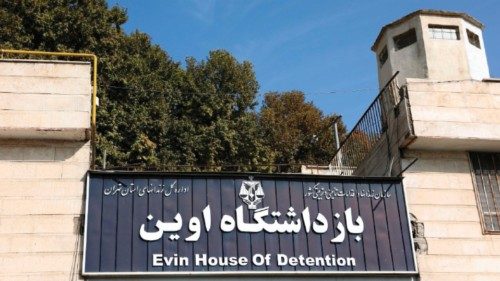 Prima condanna alla pena capitale in Iran per le proteste dopo la morte di Mahsa QUO-260 Prima condanna alla pena capitale in Iran per le proteste dopo la morte di Mahsa QUO-260