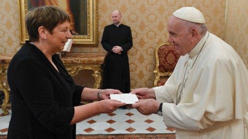 Le lettere credenziali del nuovo ambasciatore dei Paesi Bassi QUO-260 Le lettere credenziali del nuovo ambasciatore dei Paesi Bassi QUO-260