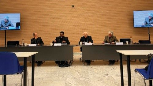 Evangelizzazione che guarda al futuro QUO-261 Evangelizzazione che guarda al futuro QUO-261