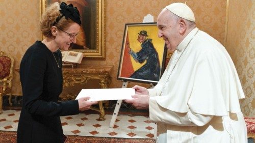Le lettere credenziali del nuovo ambasciatore di Lituania QUO-267 Le lettere credenziali del nuovo ambasciatore di Lituania QUO-267