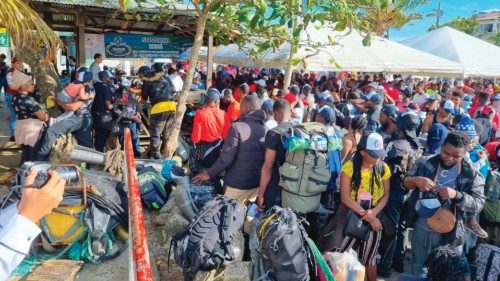 Con il fiume di migranti nella selva del Darién QUO-269 Con il fiume di migranti nella selva del Darién QUO-269