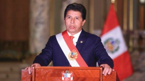 epa10327206 Peruvian President Pedro Castillo announces that he will be renewing his Cabinet after ...