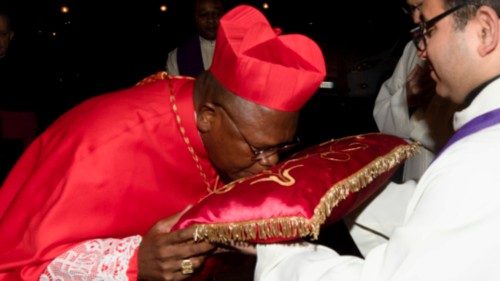 Em.mo Card. Fridolin Ambongo Besungu, Arcivescovo di Kinshasa, presa di possesso del Titolo di San ...