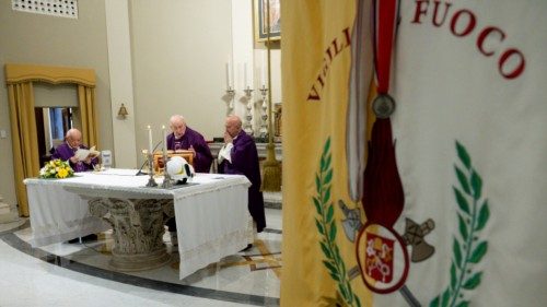 Em.mo Card Fernando Vérgez Alzaga - Cappella del Governatorato - Santa Messa nella ricorrenza di ...