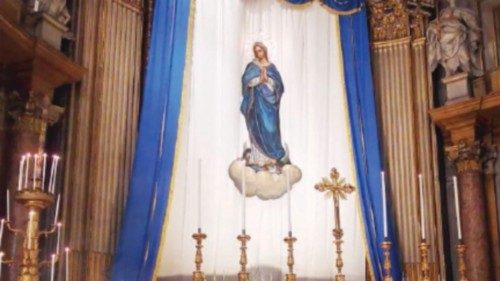 Maria modello di una Chiesa sinodale QUO-281 Maria modello di una Chiesa sinodale QUO-281