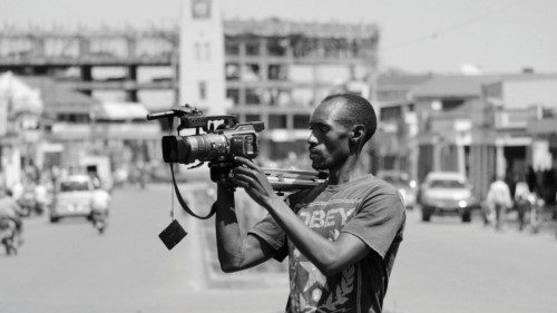  I giornalisti africani schiacciati da leggi restrittive e instabilità politica  QUO-287