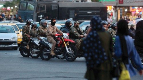  In Iran  l’onda delle proteste  entra nel quarto mese  QUO-288