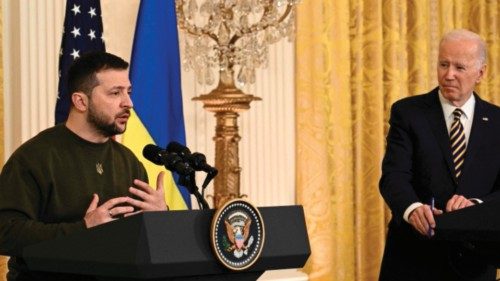 TOPSHOT - US President Joe Biden and Ukraine's President Volodymyr Zelensky hold a press conference ...