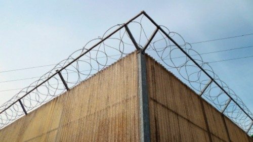 In tre mesi arrestati oltre 200 attivisti in Iran QUO-293 In tre mesi arrestati oltre 200 attivisti in Iran QUO-293