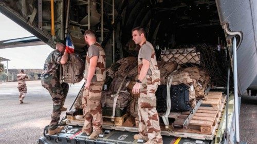 The last 47 French soldiers of the logistics mission (MISLOG-B) are seen at Bangui airport on ...