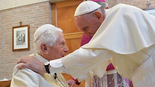 Foto Vatican Media/LaPresse02 07 2018 RomaCronacaIl Saluto dei nuovi Cardinale a Papa EmeritoNella ...
