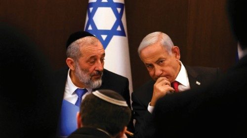 epa10413638 (FILE) - Israeli Prime Minister Benjamin Netanyahu (R) speaks with Interior and Health ...