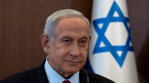 epa10422247 Israel?s Prime Minister Benjamin Netanyahu chairs the weekly cabinet meeting in ...