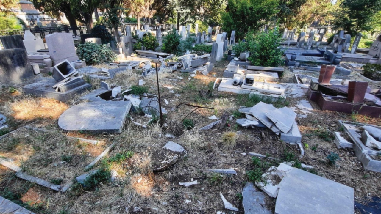  Infiltrazioni e allagamenti: qui giacciono i cimiteri capitolini  QUO-023