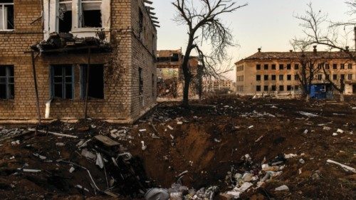 epa10434320 A shelling crater in Siversk, Donetsk region, eastern Ukraine, 27 January 2023. ...