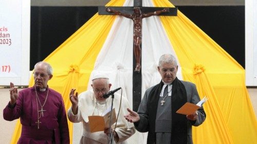 Pope Francis, accompaied by Archbishop of Canterbury Justin Welby and Church of Scotland Moderator ...