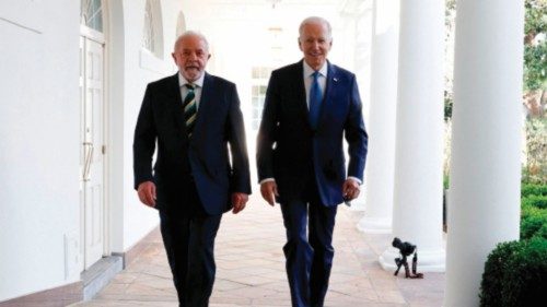 TOPSHOT - US President Joe Biden and Brazilian President Luiz Inacio Lula da Silva walk together ... TOPSHOT - US President Joe Biden and Brazilian President Luiz Inacio Lula da Silva walk together ...