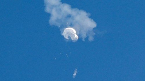 FILE PHOTO: The suspected Chinese spy balloon drifts to the ocean after being shot down off the ...