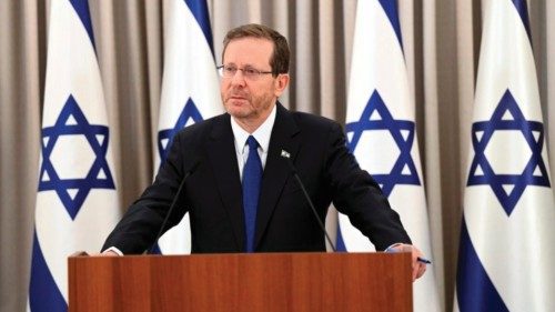  Herzog esorta il governo israeliano al compromesso sulla riforma giudiziaria  QUO-036