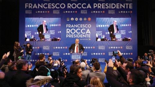 Il neoeletto presidente della regione Lazio, Francesco Rocca durante i festeggiamenti per la sua ... Il neoeletto presidente della regione Lazio, Francesco Rocca durante i festeggiamenti per la sua ...