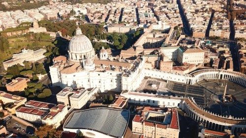  Sessione di aggiornamento  per le persone giuridiche vaticane  QUO-040