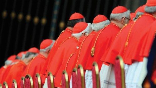  Il Papa rinnova  il Consiglio  di cardinali  QUO-055