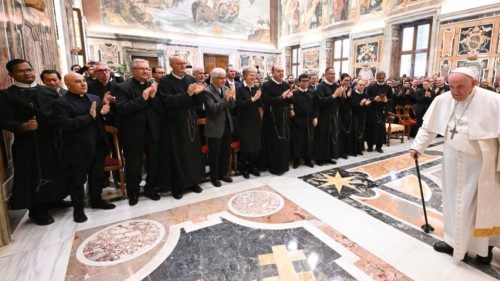 Bisogna saper conciliare rigore scientifico e vicinanza al popolo di Dio QUO-069 Bisogna saper conciliare rigore scientifico e vicinanza al popolo di Dio QUO-069