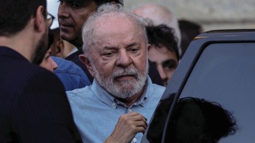 epa10540663 Brazilian President Luiz Inacio Lula da Silva is seen during a tour of the ...