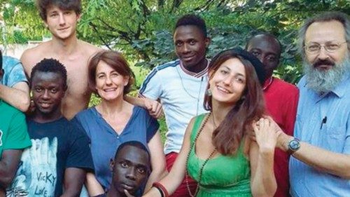  Migranti, la sfida di  una “accoglienza diffusa”   QUO-076