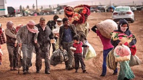  Il Libano rimpatria decine di profughi siriani   QUO-094