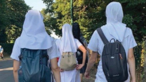 Un censimento di comunità religiose che è una storia d’Italia DCM-006 Un censimento di comunità religiose che è una storia d’Italia DCM-006