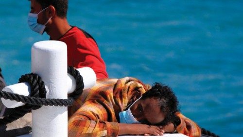  Sui migranti occorre uscire da una logica di emergenza  QUO-102