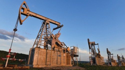 A view shows oil pump jacks outside Almetyevsk in the Republic of Tatarstan, Russia June 4, 2023. ... A view shows oil pump jacks outside Almetyevsk in the Republic of Tatarstan, Russia June 4, 2023. ...