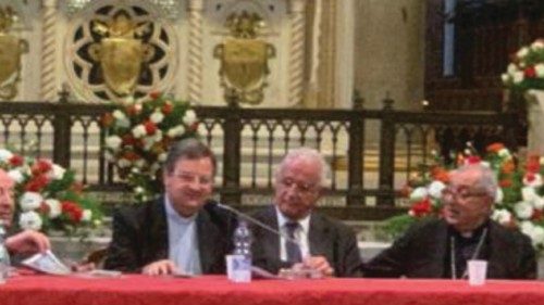 Il 40° del ripristino del diaconato permanente nella Diocesi di Roma QUO-133 Il 40° del ripristino del diaconato permanente nella Diocesi di Roma QUO-133