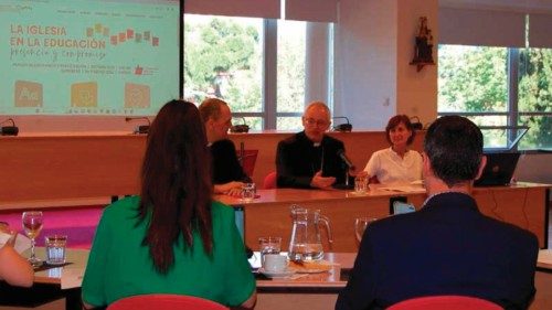  I cattolici in Spagna e il Patto educativo globale  QUO-146