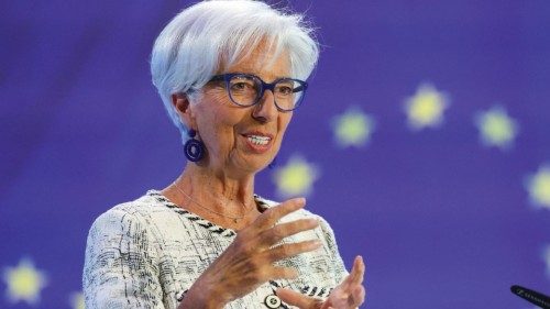 FILE PHOTO: European Central Bank (ECB) President Christine Lagarde gestures while speaking to ...