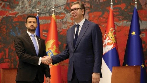 epa10737139 Serbian President Aleksandar Vucic (R) and Montenegro's President Jakov Milatovic (L) ...