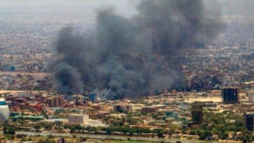   Bombe su Khartoum e Omdurman   QUO-171