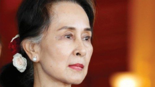 epa10779215 (FILE) - Myanmar State Counselor Aung San Suu Kyi (R) waits for the arrival of Chinese ...